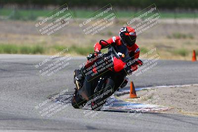media/May-25-2025-Lets Ride (Sun) [[0ff033e448]]/C Group/1140am (Grapevine)/